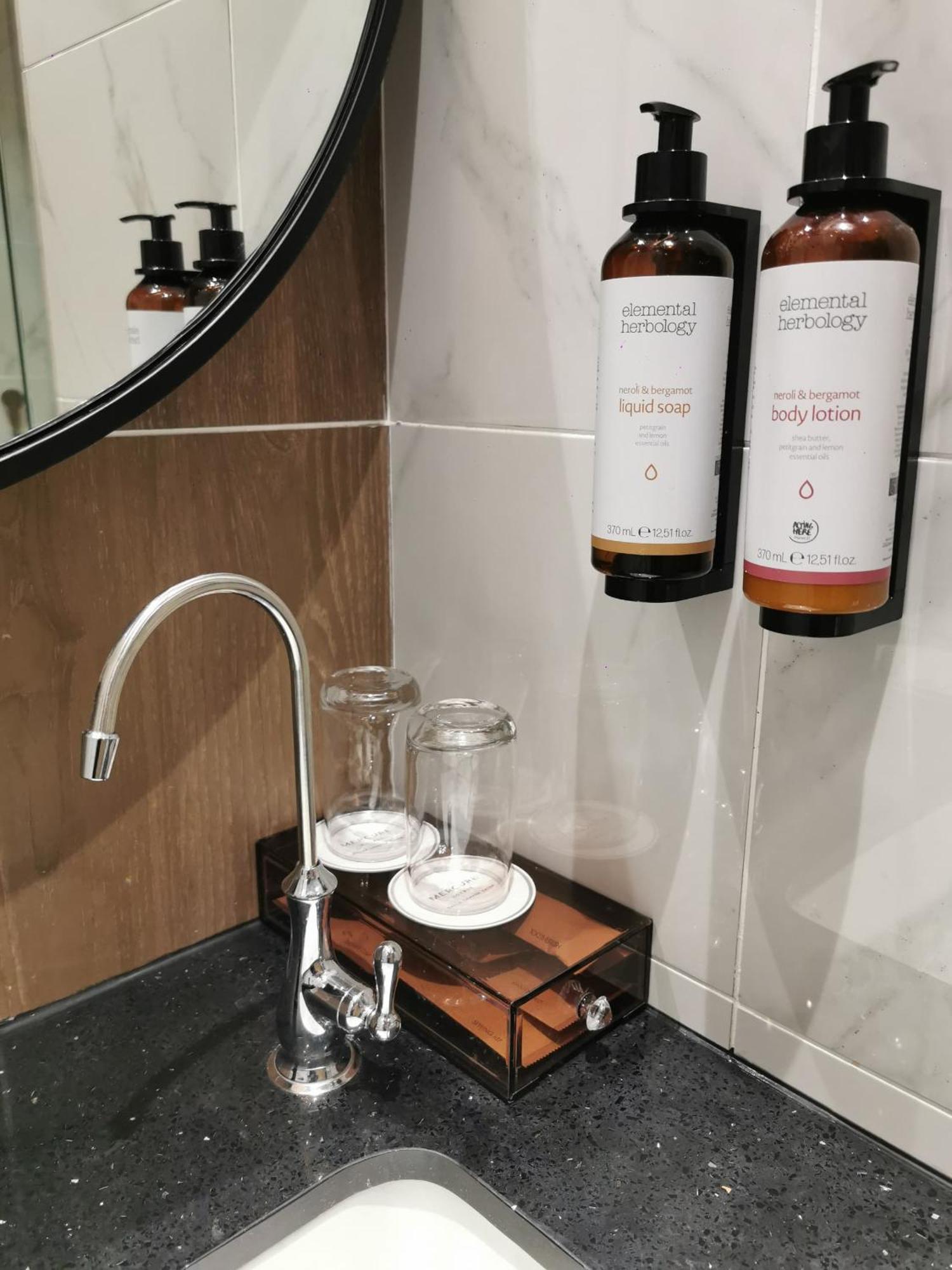 Mercure Kuala Lumpur Trion מראה חיצוני תמונה